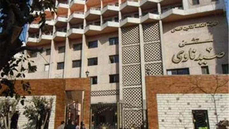 تعطل جهاز المنظار وغياب الأطباء وسوء معاملة المرضى بمستشفى صدناوي