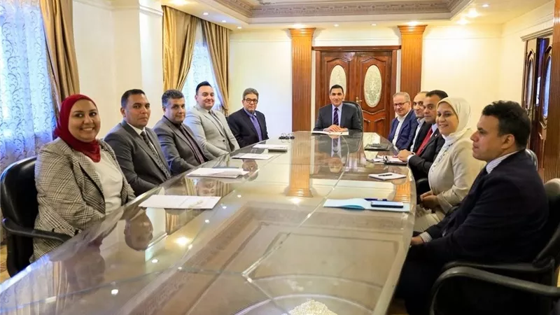وفد نقابة البيطريين يلتقي وزير الشباب والرياضة لبحث بروتوكول تعاون مشترك