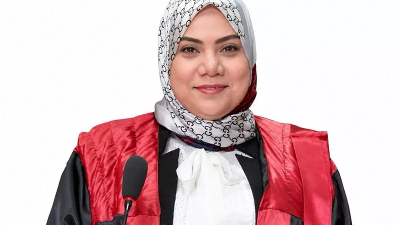 إصابة نائب رئيس مدينة كفر الزيات في حادث على الطريق الزراعي