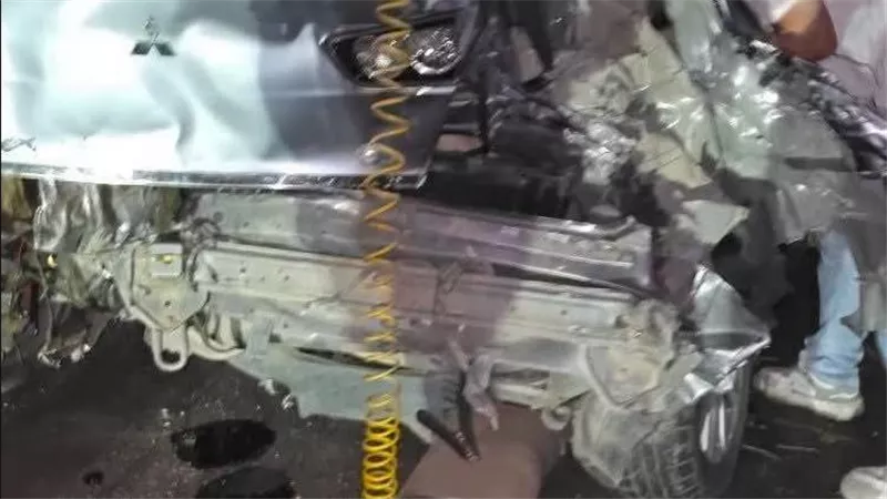 مصرع شخصين وإصابة 5 آخرين في تصادم ملاكي وربع نقل بطريق بورسعيد 