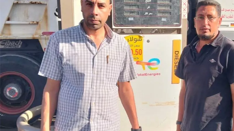 ضبط 1672 لتر بنزين و2200 عبوة مواد غذائية مجهولة المصدر  بالرحمانية