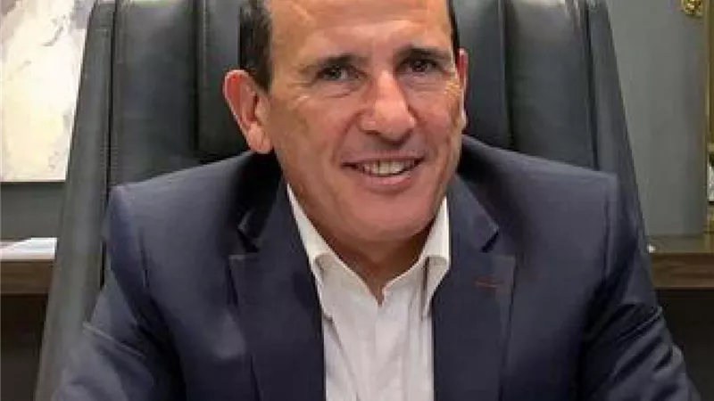 رئيس 