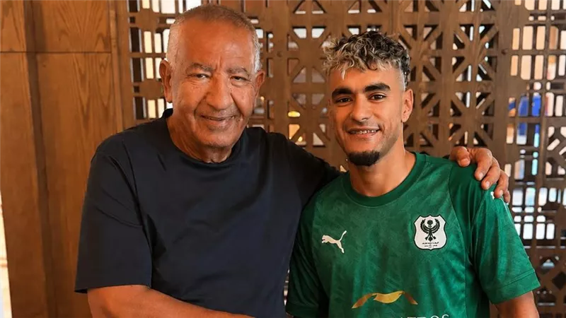 رسميًا.. المصري يضم المغربي عبدالله الزياني لتدعيم صفوفه 