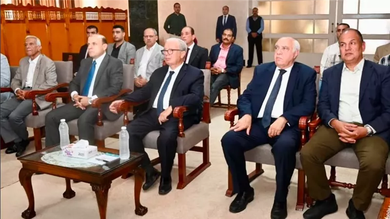 لمتابعة أعمال التطوير.. نائب رئيس الوزراء يزور شركة مصر للغزل والنسيج بالمحلة الكبرى