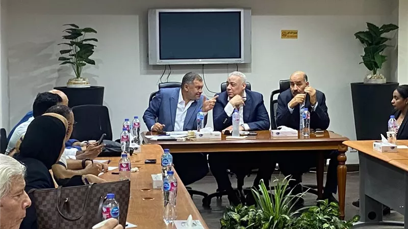 غرفة السياحة: معايير جديدة لتقييم المشرفين وإلزامهم بالزي الرسمي وخدمة المعتمرين
