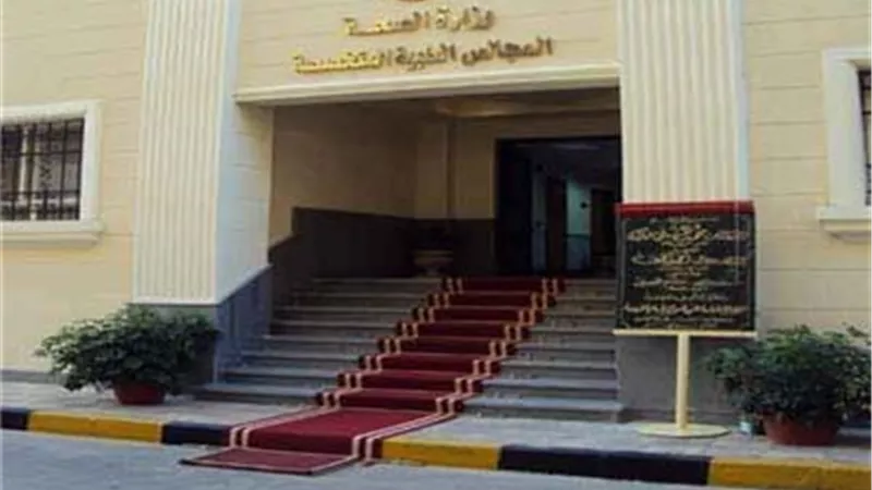 مريضة غسيل كلوي تستغيث: «العلاج توقف بسبب تسجيل وفاتي.. أعمل إيه؟»