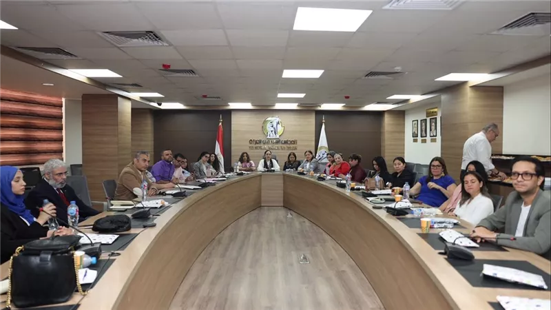 المجلس القومي للمرأة يعقد مائدة مستديرة لمبادرة 
