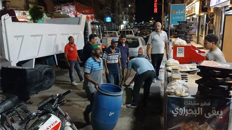 حي السويس يواصل حملات إزالة الإشغالات والتعديات لإعادة الانضباط إلى الشوارع
