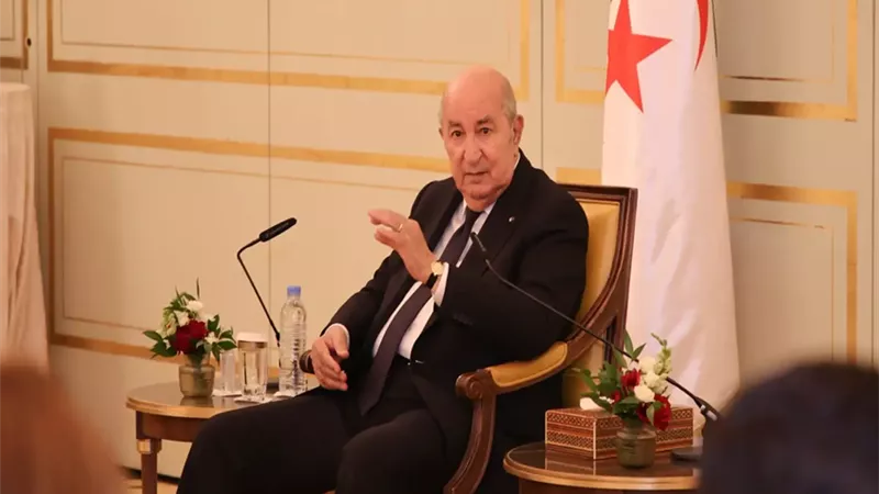 الرئيس الجزائري: لا أستبعد ان الحرائق الأخيرة فعلا جنائيا