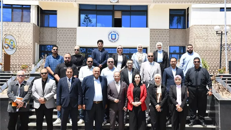 المركز الجامعي للتطوير المهني بجامعة قناة السويس يعقد المائدة المستديرة الرابع