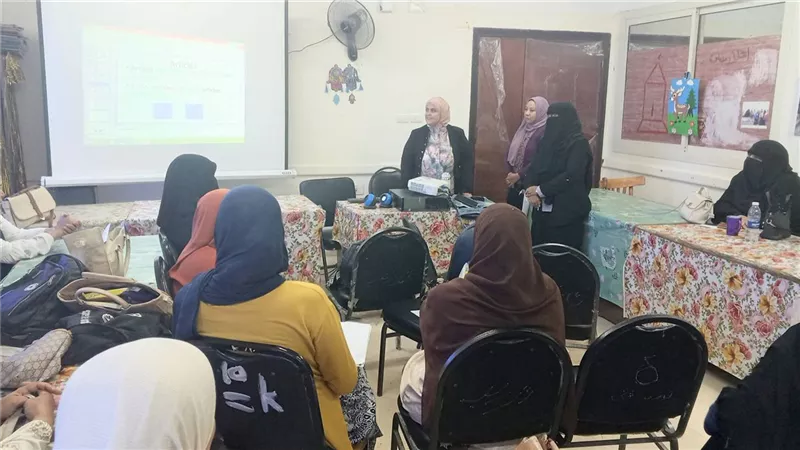 منطقة السويس الأزهرية تطلق برنامجًا لتنمية مهارات معلمي الصفوف الأولى والرابع 