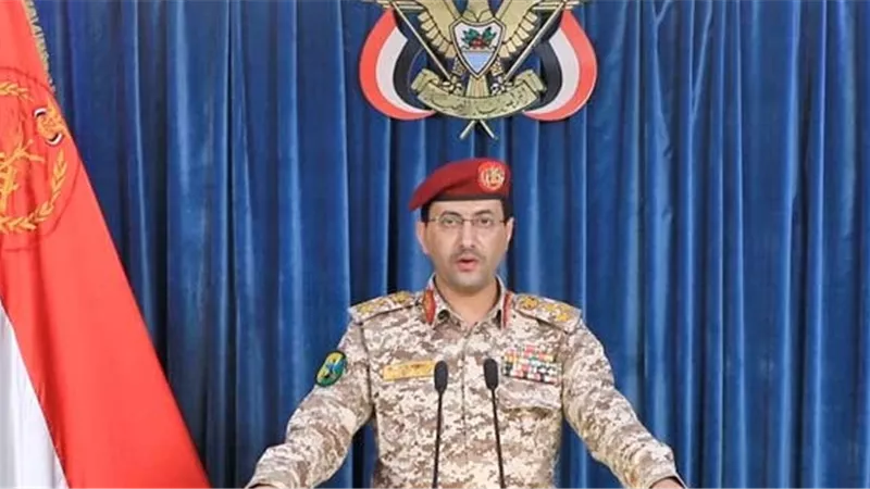 الحوثيون يعلنون استهداف ناقلة نفط سعودية في البحر الأحمر وإجبارها على التراجع