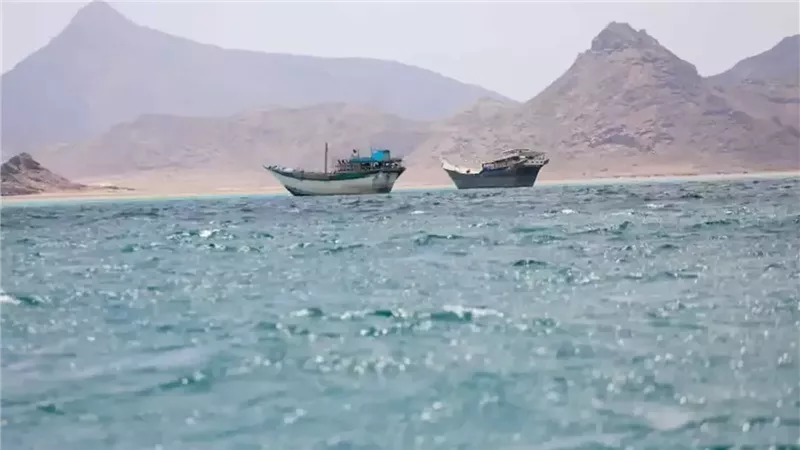 المقاومة الوطنية اليمنية تعلن تدمير زورق مفخخ للحوثيين في باب المندب 