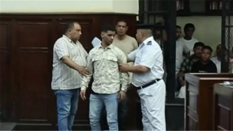 النيابة في قضية البلوجر أمير: المتهم أخفى سكينا داخل محل مجاور قبل التنفيذ 