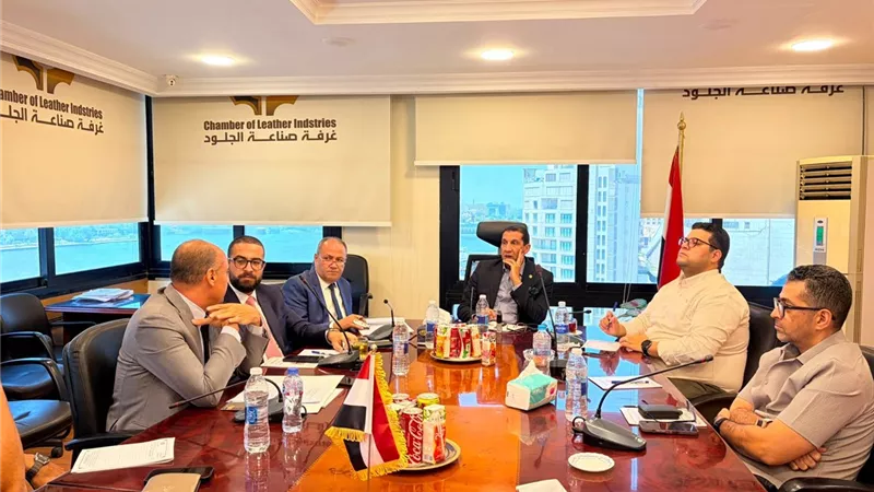 غرفة صناعة الجلود تبحث خطة المعارض والبعثات التجارية لفتح أسواق جديدة 