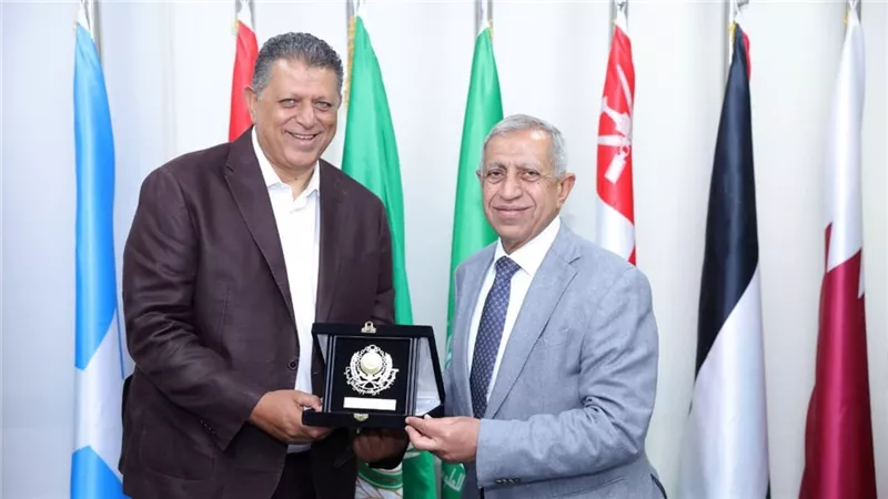 اتحاد اليد يوقع بروتوكول تعاون مع الأكاديمية العربية لاستضافة بطولة الجمهورية