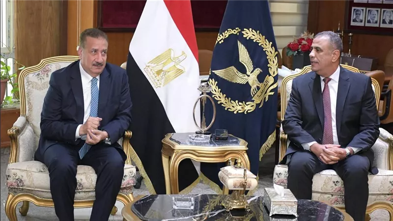 محافظ بورسعيد يهنئ اللواء وائل رشدي بمناسبة توليه مهام منصبه مديرًا للأمن
