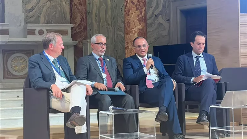 جامعةالجلالة تعزز حضورها الدولي بمشاركة رئيسها في قمة Italy–MENA 