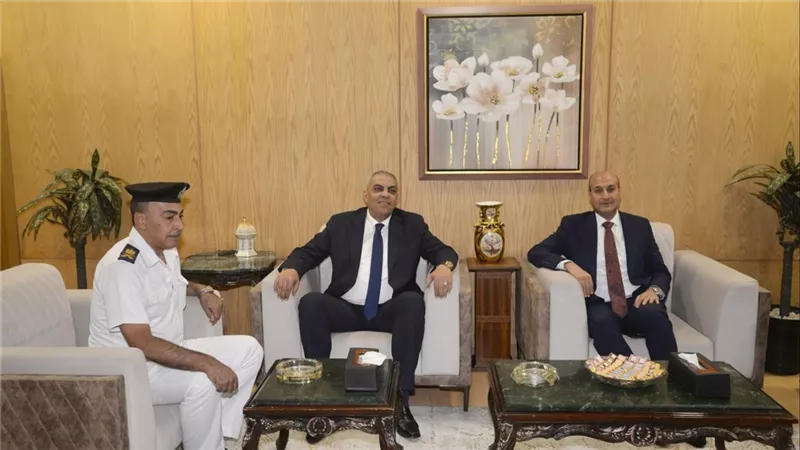 محافظ أسيوط يهنئ اللواء حازم سويلم بتوليه مدير أمن أسيوط ويؤكد التعاون