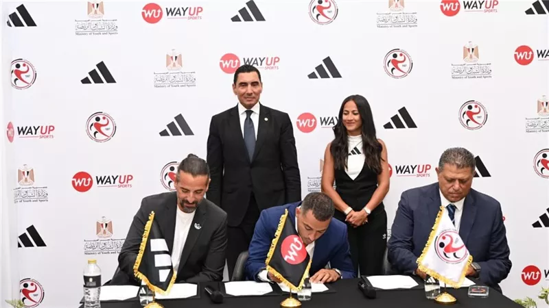 جوهر نبيل يشهد مراسم توقيع شراكة بين أديداس وWAYUP SPORT مع اتحاد اليد