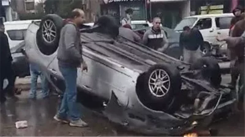 مصرع شخص وإصابة 3 آخرين في حادث تصادم عدة سيارات بعين شمس