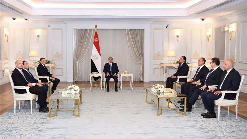 مصر وليبيا تتفقان على تعزيز التعاون في الكهرباء والطاقة وإعادة الإعمار