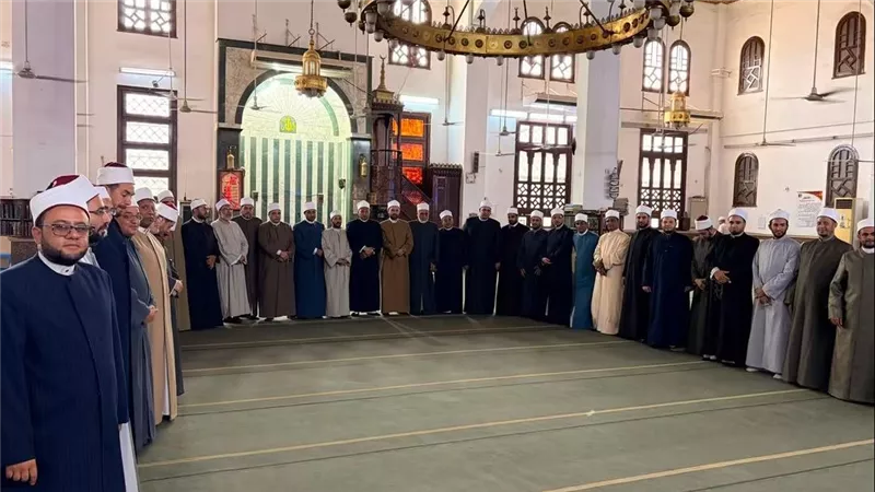 الأوقاف تسير قافلة دعوية إلى السلام والمطرية وعين شمس بمشاركة 140 إماماً