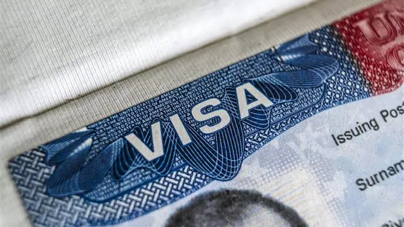 واشنطن تفرض سندات تأشيرات تصل إلى 20 ألف دولار على مواطني 50 دولة