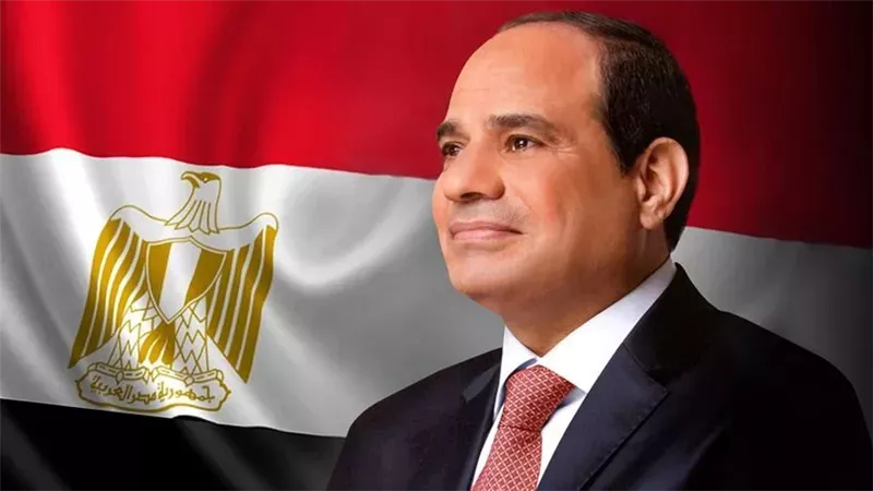 الرئيس السيسي يوجه بتوحيد الرسوم وتخفيف الأعباء لجذب الاستثمار 