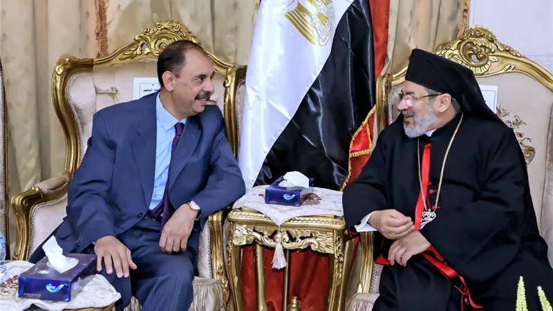 محافظ سوهاج يزور المطرانيات لتقديم التهنئة للأخوة الأقباط بمناسبة عيد القيامة 