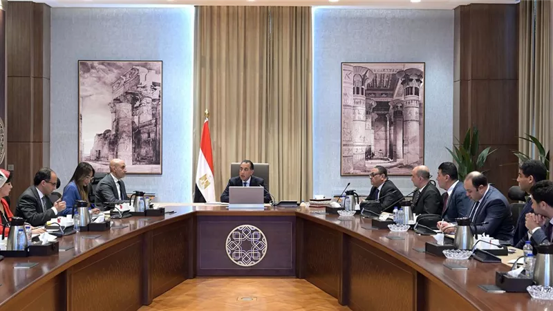 رئيس الوزراء يتابع جهود دعم مدارس We للتكنولوجيا التطبيقية 