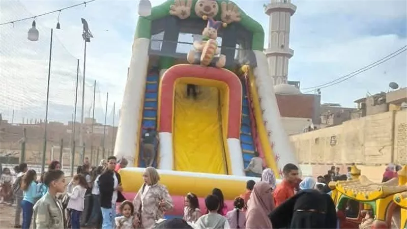 إقبال كبير من المواطنين على الحدائق والمتنزهات احتفالا بشم النسيم