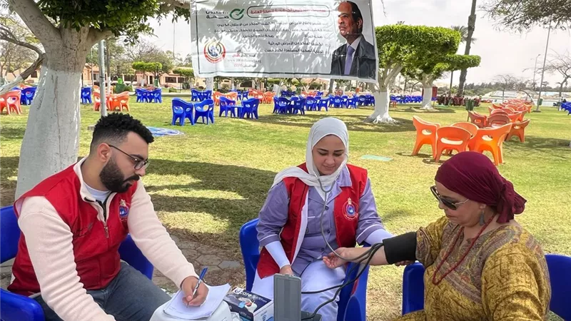 فرق طبية بالبحيرة تجوب المتنزهات للتوعية خلال الاحتفال بشم النسيم