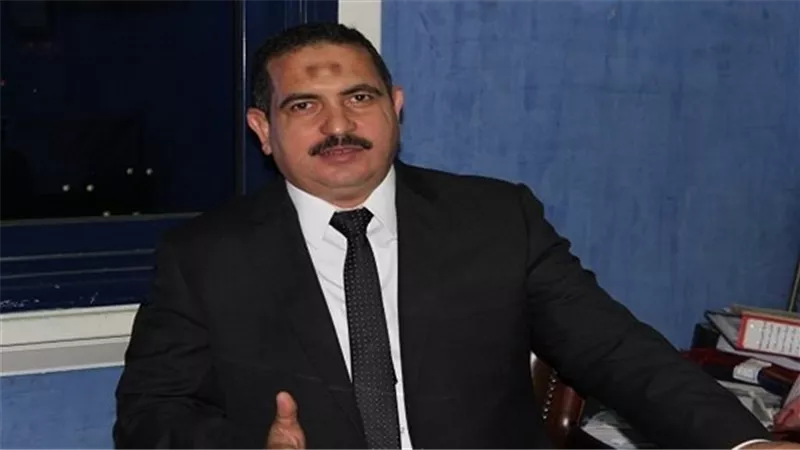 خالد الشافعي يكشف كواليس تذبذب سعر الدولار في مصر |خاص