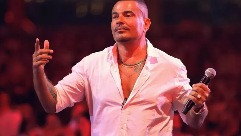 في هذا الموعد.. عمرو دياب يستعد لإحياء حفل غنائي في الكويت