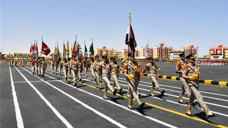 القوات المسلحة تحتفل بتخريج الدفعة 167 من كلية الضباط الاحتياط