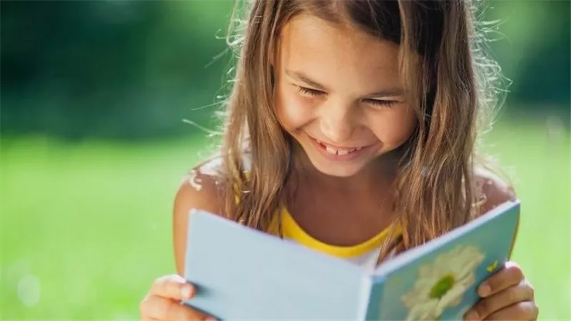 درجات الحرارة لا تعني درجات أقل: دليلك لدعم أولادك في المذاكرة بالصيف
