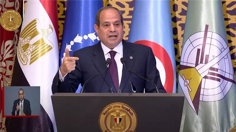 خلال حفل تخريج الأئمة.. الرئيس السيسي يؤكد أهمية الحفاظ على اللغة العربية