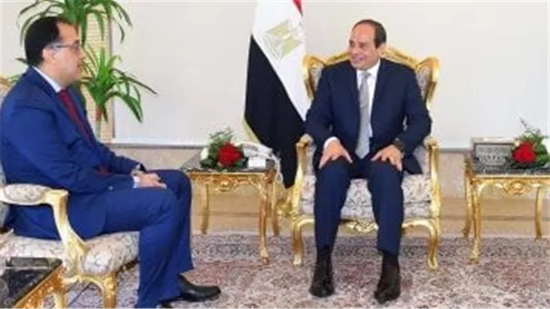 رئيس الوزراء يهنئ الرئيس السيسي بذكرى عيد تحرير سيناء