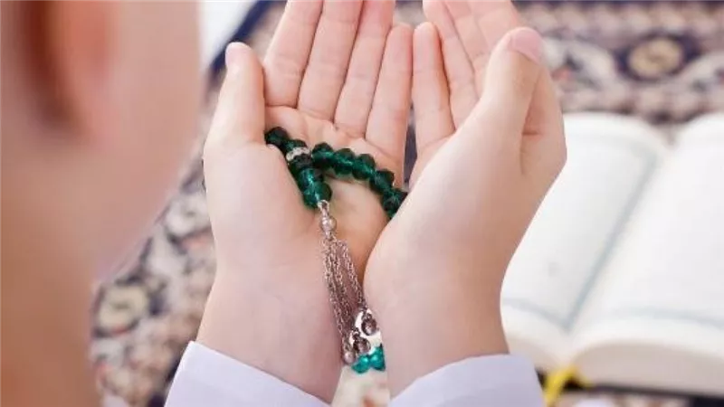 سبب في دفع البلاء.. فضل عظيم لـ الصلاة على النبي يوم الجمعة