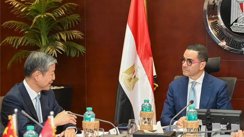 الصين ومصر تبحثان تحويل الديون إلى تمويل مشروعات تنموية بدون فوائد