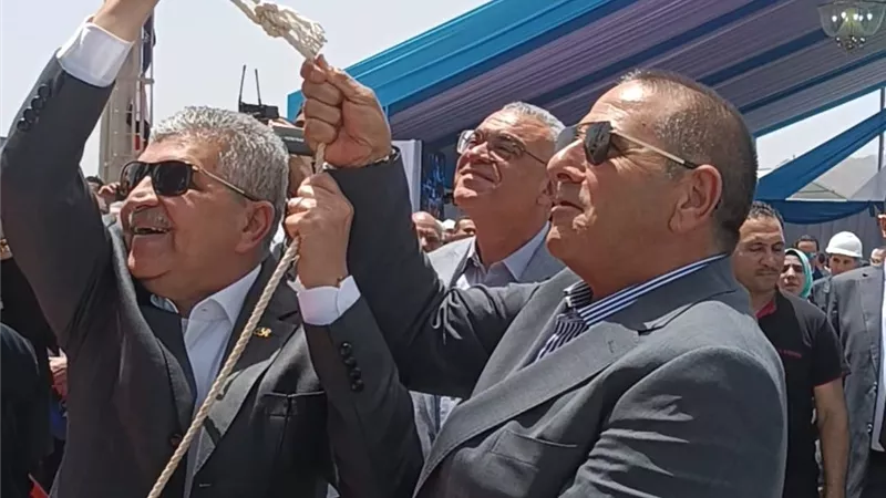 بقوة شد 90 طن تدشين القاطرتين عزام 1 و 2 بالبحر الأحمر