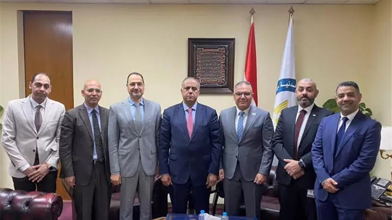 توقيع مذكرة مع شركة بيكرهيوز لتطوير الحوكمة في القطاع