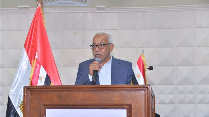 اتحاد النقابات: المرحلة الراهنة تتطلب مضاعفة الجهود والتحلي بروح المسئولية
