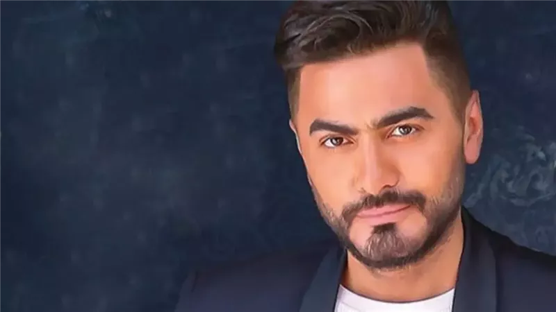 بكلمات مؤثرة.. تامر حسني ينعي الإعلامي الراحل صبحي عطري