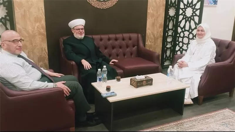 مستشارة شيخ الأزهر لشؤون الوافدين تستقبل وفدًا من المجلس الفقهي الأسترالي