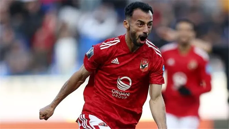 مع إيقاف التنفيذ .. أحمد عبد القادر يواجه شبح الحرمان من المونديال 