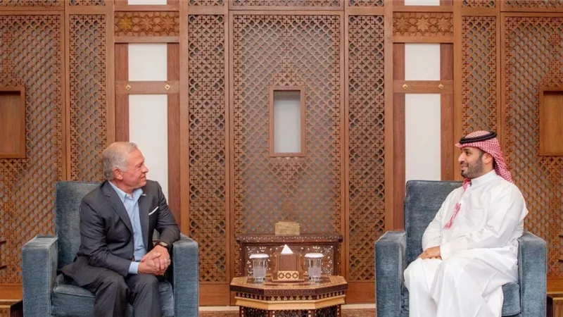 ولي العهد السعودي يلتقي ملك الأردن لبحث مستجدات الشرق الأوسط