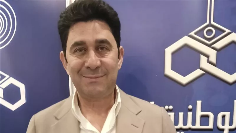 أحمد شاكر لـ