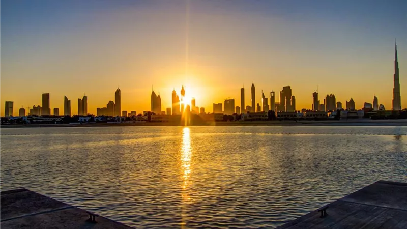 أحوال الطقس في الإمارات.. أجواء مشمسة ومستوى مرتفع للأشعة فوق البنفسجية
